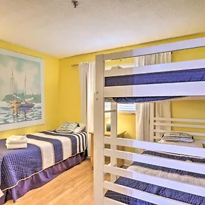  Apartment Coastal Hilton Head With Pool Access!